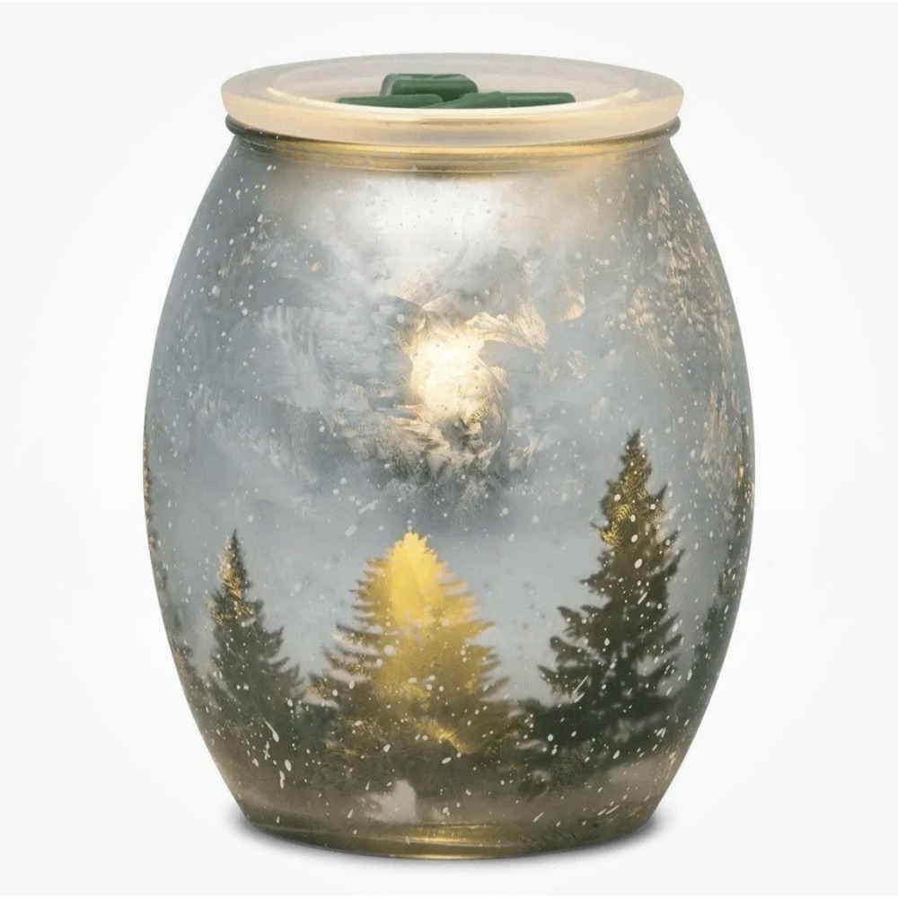 Scentsy Wintercrest Warmer